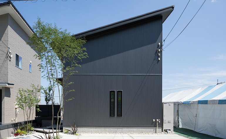 山根木材ホーム